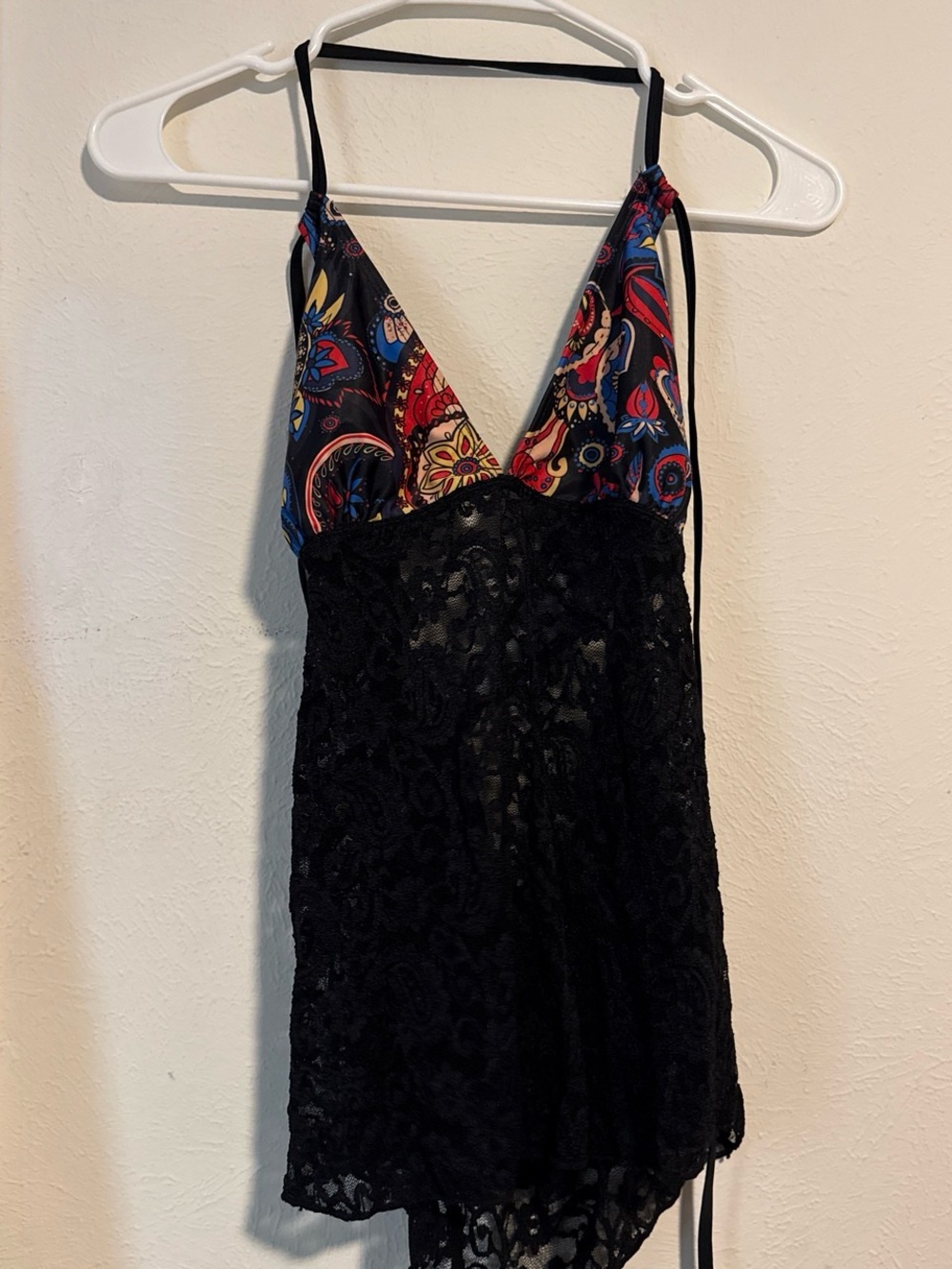 Women's Black Lace Chemise with Multicolor Paisley Cups
